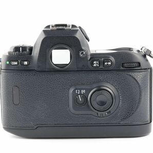 06489cmrk Nikon F100 AF一眼レフ フィルムカメラ F5ジュニア 堅牢なマグネシウムボディの画像3
