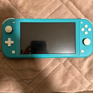 Nintendo Switchらいとです。ターコイズブルーです。箱充電器あり