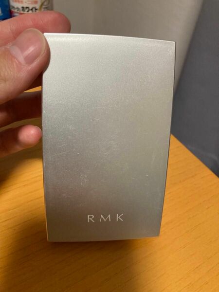 RMK シルクフィット　フェイスパウダー　P01