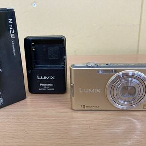 ☆Panasonic DMC-FX60 LUMIX 12メガピクセル デジカメ コンパクトデジタルカメラ コンパクトカメラ 充電器 ミニ3脚付きの画像1