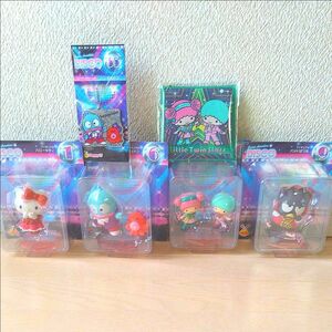 Happyくじ Sanrio characters DISCO ・フィギュア 4種 ・ラメアクリルチャーム商品 ・スクエアポーチ賞