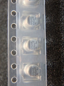 日本ケミコン　アルミ電解コンデンサ　EMVJ500ADA3R3MD60G　50個入　50V　3.3μF　4×6