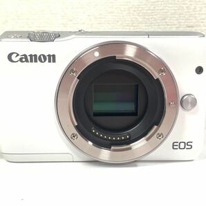 Canon キャノン EOS M10 ミラーレス一眼 デジタルカメラ ZOOM LENS EF-M 15mm〜45mm 1:3.5-6.3 IS STM ホワイト 充電器 通電確認済み SYの画像3
