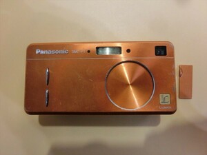 【HW89-84】【送料無料】♪Panasonic パナソニック LUMIX DMC-F1 デジタルカメラ/ジャンク扱い/※傷汚れ・破損有