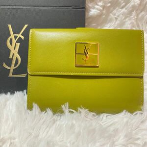 【未使用保管品】希少 Yves Saint Laurent YSL 二つ折り財布 グリーン カサンドラ レザー