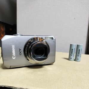 Canon キャノン digitalcamera デジタルカメラ PC1561  genuine batteries also includedの画像1