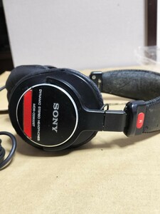 中古品　 　　　SONY ソニー モニターヘッドホン　MDR-CD900ST