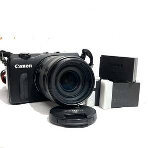 (志木)【動作品】Canon/キヤノン EOS M ミラーレス一眼レフカメラ DS126391 バッテリー4個付 ZOOM LENS EF-M 18-55mm 1:3.5-5.6 IS STMの画像1