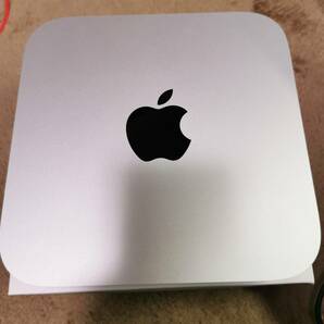 【中古】Apple Mac mini(M1 2020) 16GB SSD256GB 8コアGPU Model No:A2348 おまけの他社製ドック付の画像2
