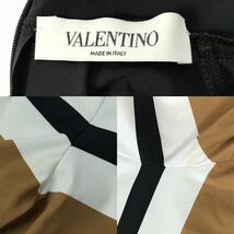 j257 VALENTINO ヴァレンティノ ワンピース タイト ドレス 総柄 ロゴ XS ナイロン ブラック ベージュ イタリア製 正規品 レディース_画像10