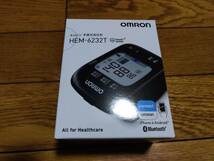 オムロン　手首式血圧計　HEM-6232T　未開封_画像1