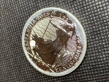 31.1グラム 2023年 (新品) イギリス「ブリタニア」純銀 1オンス 銀貨 (チャールズ3世)_画像3