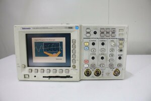 KKF19【通電OK!現状品】Tektronix TDS 3032 TWO CHANNEL OscilloScope