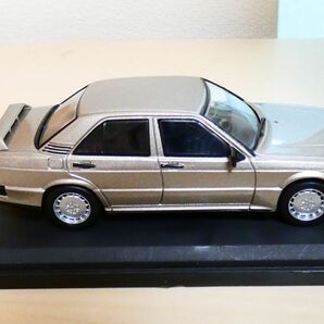 国産名車コレクション 1/43 メルセデス ベンツ Mercedes Benz 190E 1984 アシェット 旧車 クラシックカー ミニカー ＴDの画像6