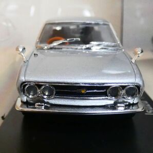 国産名車コレクション 1/43 いすゞ 117 クーペ 1968 シルバー ケース固いです アシェット 旧車 クラシックカー ミニカー ＴAの画像2