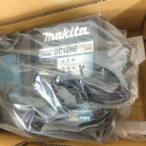 C55-2 新品 makita マキタ 純正 バッテリー BL1860B 18V 6.0Ah 急速充電器 DC18RF 電動工具の画像3