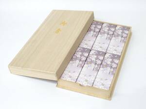 [4-47] Uno Chiyo. . incense stick ... Sakura .. small rose .. in box unused 