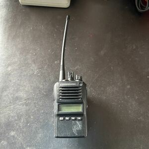 【G】STANDARD 簡易無線機 VX-D591UCAT マイク、電源アダプター無し　動作未確認　現状出品