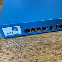 「2F」Palo Alto Networks PA-200 電源アダプタ一無い　　動作未確認　現状出品_画像3