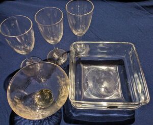 HOYA クリスタル 　小鉢　HOYA硝子 　クリスタルガラス　と　ミニワイングラス　3個と　ガラスの盃と　硝子の御猪口合計で6品