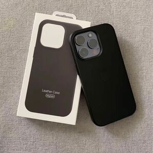 純正互換品　MagSafe対応　レザーケース　iPhone