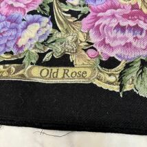 新品 タグ付き Old Rose マフラー ストール 毛90% カシミヤ10% オールドローズ 黒 花柄 フラワー レディース_画像2