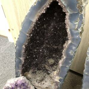 MM-10971②原石 アメジスト パワーストーン 標本 置物 紫水晶 国産鉱物 天然石 鑑賞石 の画像2