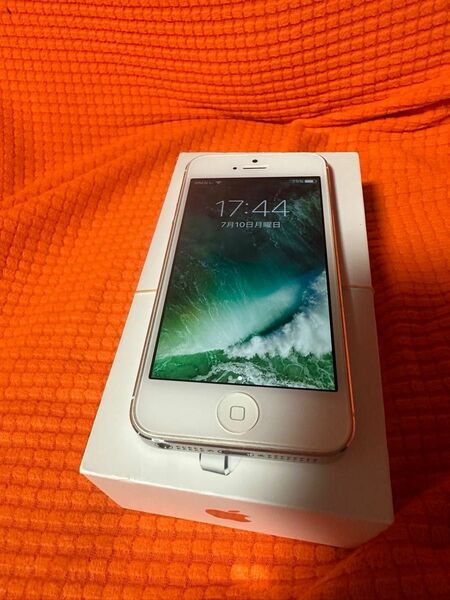 iPhone5バッテリー交換100% AU White 16GB 