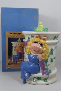 マペット・ショー ミス・ピギー クッキージャー 陶器製 アメコミ Kermit カーミット Miss Piggy 海外品 雑貨