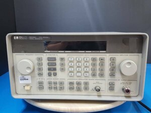 (NBC) HP 8648C シンセサイズド信号発生器 9kHz～3.2GHz Synthesized RF Signal Generator (中古 2409)