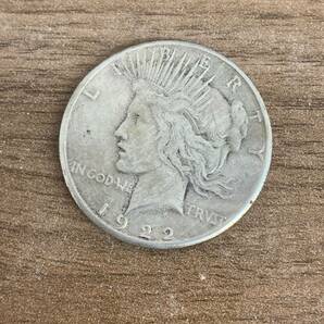 【7545.04】1922年 アメリカ 1ドル 銀貨 リバティコイン ピースダラー USA LIBERTY ONE DOLLAR PEACE 古銭 ヴィンテージ の画像2