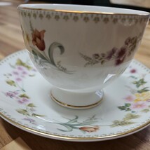 Wedgwood 英国製　ウェッジウッド Mirabelle ミラベル ティーカップ ソーサー 花柄 コーヒーカップ　アンティーク食器　 ヴィンテージ_画像4