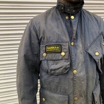 英国 Barbour バブアー INTERNATIONAL インターナショナル モーターサイクル オイルドジャケット ユーロ ヴィンテージ イギリス Sサイズ_画像3