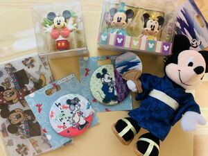 ディズニー　レア　マスコット　ぬいぐるみ　缶バッチ　雑貨　まとめ売り　セット