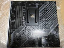 【中古・美品】 ASUS マザーボード TUF GAMING B550M-PLUS AMD B550 AM4 Micro ATX Ryzen_画像9