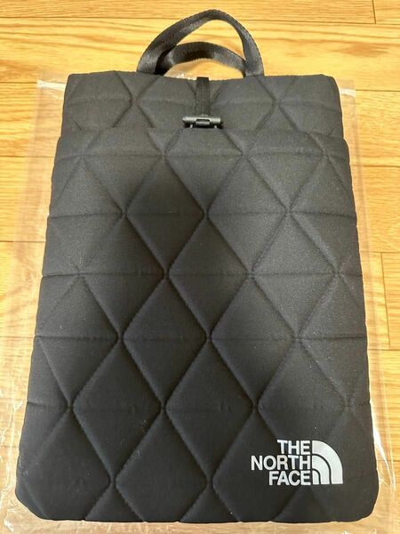 ノースフェイス THE NORTH FACE 13インチ iPad タブレット　スリーブ バッグインバッグ 美品