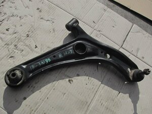  Toyota Sienta NCP85G H17 year front lower arm right side 18-3N33