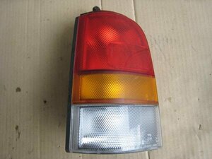 * Nissan AD van VFY10 H10 year tail lamp right side 220-24555 YS29