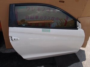 ☆ ホンダ CR-Z　ZF1 運転席ドア フロント 右ドア 白　ZEP782