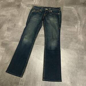 MM ▼ 洗練されたデザイン!! '米国製' TRUE RELIGION トゥルーレリジョン JOHNNY インディゴ ストレート デニムパンツ / ジーンズ size:27