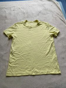 ユニクロ　レディース　Tシャツ　XLサイズ