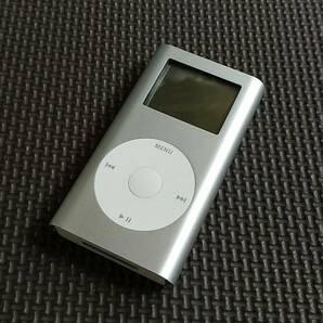 iPod mini A1051 4GB シルバー ジャンク 送込み即決の画像1