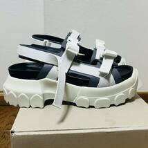 美品リックオウエンス Rick Owens TRACTOR SANDAL トラクター サンダル 黒 BALENCIAGAユリウス DRKSHDWマルジェラ　サイズ39 送料込み_画像4