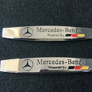 メルセデス・ベンツ BENZ カーステッカー プレート 金属製 車用デカール エンブレム フェンダーバッジ シール 傷を隠す 2枚セット 04番の画像1