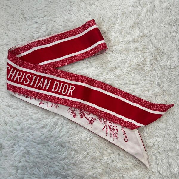 ChristianDior クリスチャンディオール ディオールスカーフ　ストール　ツイリースカーフ　花柄　赤