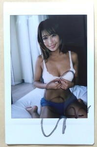 ◆橋本梨菜◆ 「橋本梨菜、逃走中」 DVD特典 直筆サイン入り現場チェキ 14