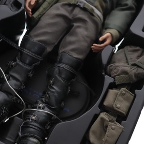 ■ ホットトイズ ターミネーター THE TERMINATOR SERGEANT TECHーCOM DX 38416 KYLE REESE カイルリース フィギュア 箱付きの画像6