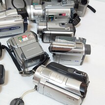 ｖｉ）１円〜　ジャンク デジタルビデオカメラまとめ売り Panasonic SONY Victor　Canon　SHARP ビデオカメラ　動作未確認　光学　大量_画像4