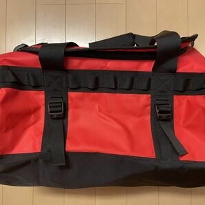 【新品】THE NORTH FACE ノースフェイス base camp duffel Sサイズ (50リットル)レッド TB50/TN50 gwjbf1201700bの画像4