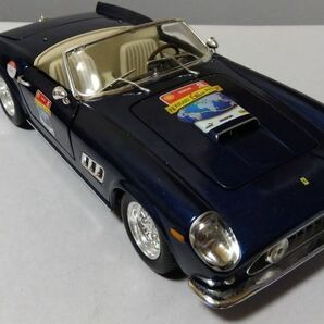 ★フェラーリ250GT カリフォルニア      1/18ホツトウィール★の画像7